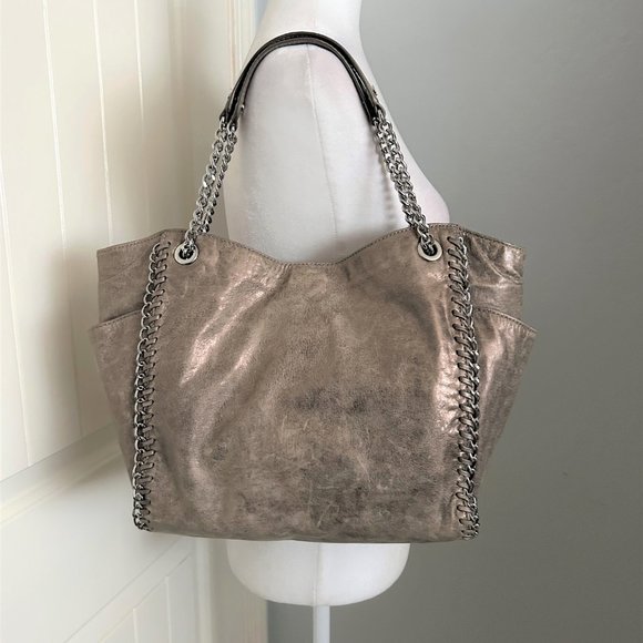 Michael Kors Distressed Platinum Slouchy Leather Bag Chain Detail MK Logo Cover - Picture 3 of 10